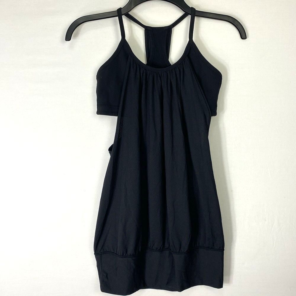 Lululemon No Limit Tank Top Size 4 Shelf Bra Black Stretch Low Hip Length